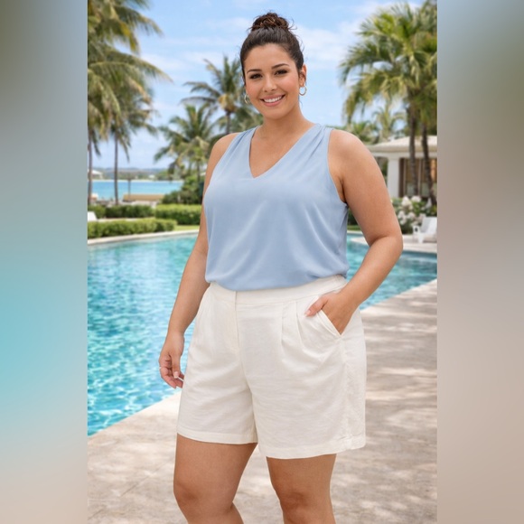 Vince Camuto Pants - NWT Vince Camuto Summer Heat Ivory Fully Lined Shorts Size 24W